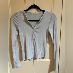 Aritzia Wilfred Henley top